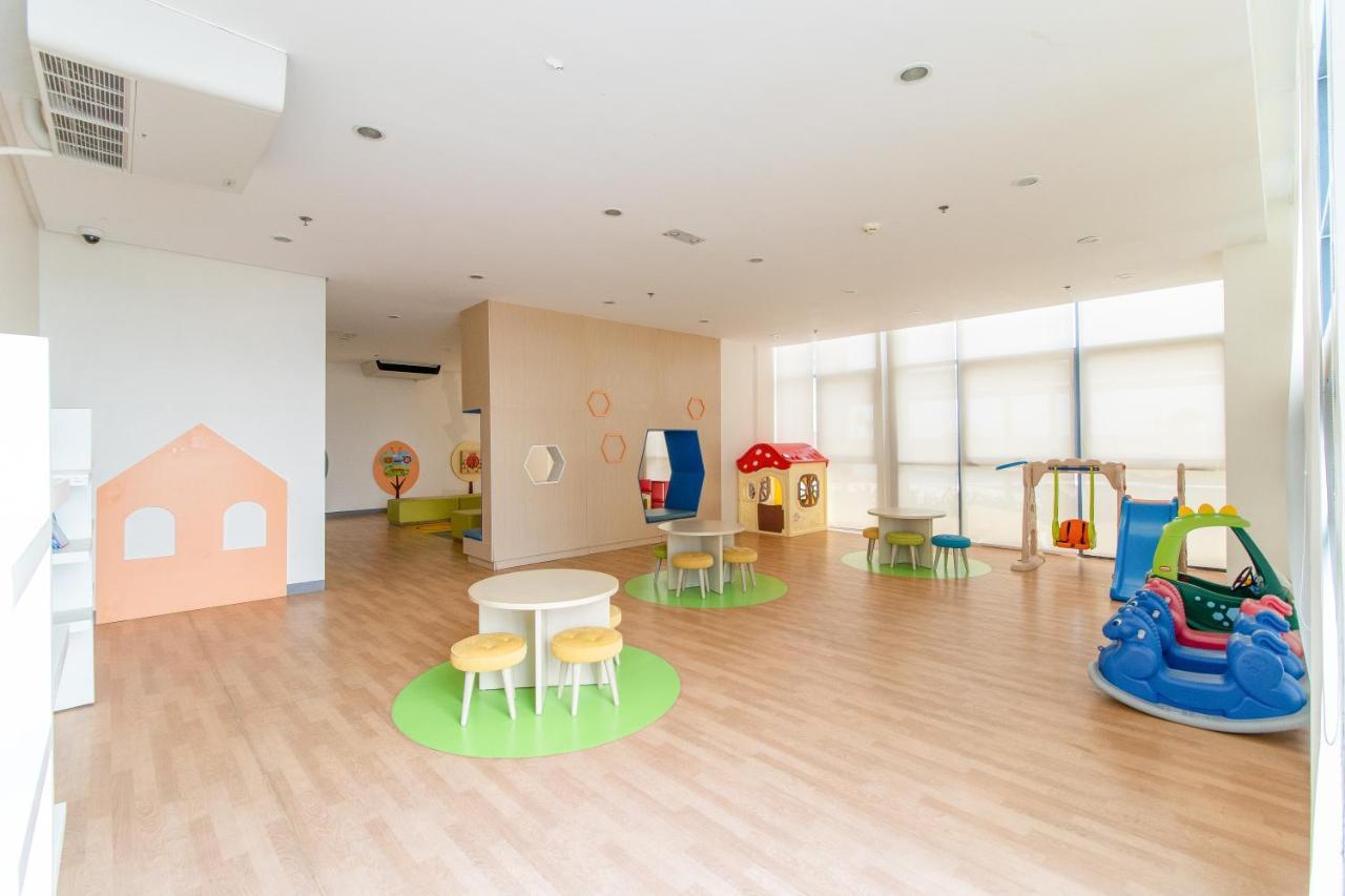 Omp 15C-T2, Seaview, Pool & Beach Access, Near Airport, Fast Wi-Fi, Netflix Punta Engaño Екстериор снимка